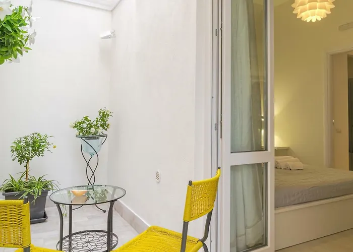 Guest house Guest Rose 3*